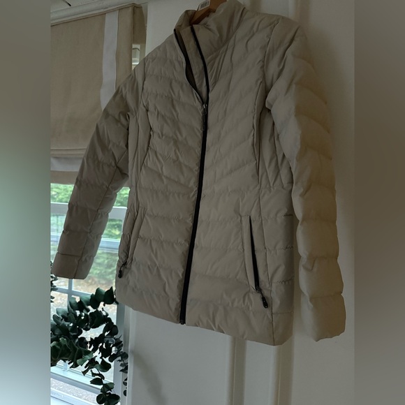 Jacket 32 Heat Women's Light Gray Puffer Jacket - Picture 3 of 6